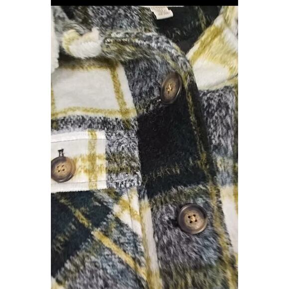 Koolaburra by UGG Coat Small  Faux Wool Plaid Shacket Sherpa Gold Green NEW - Picture 6 of 7